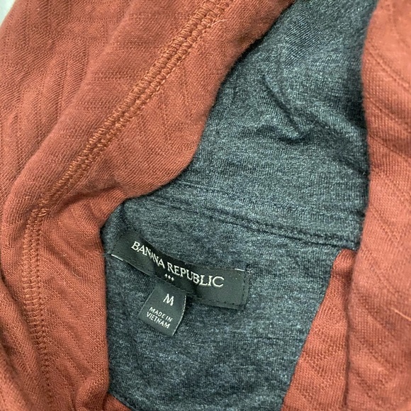 Banana Republic Orange-Brown Hoodie - Picture 2 of 3